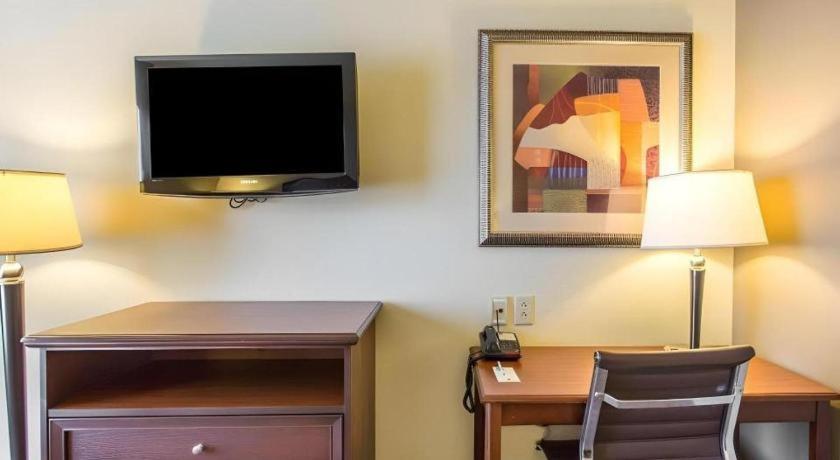 Comfort Inn & Suites Мэдисонвилл Экстерьер фото